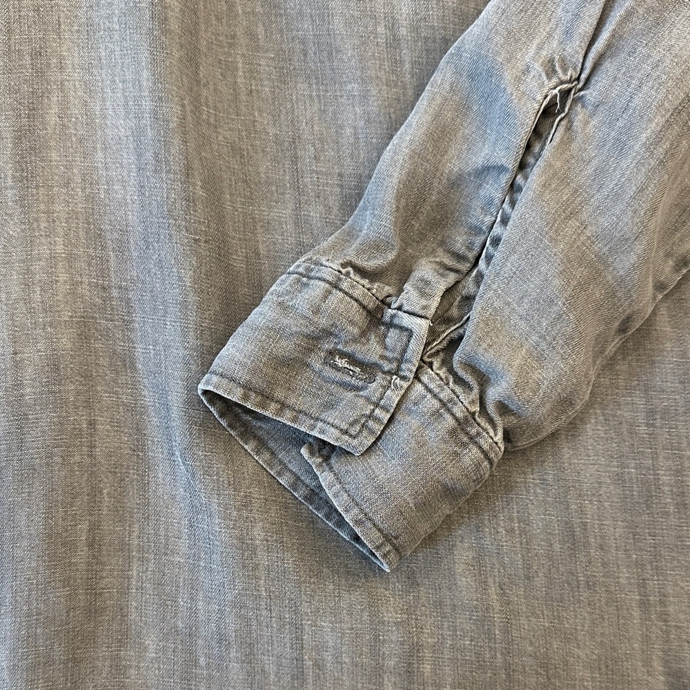 Cloth & Stone Charcoal Gray Chambray Top - Picture 4 of 7